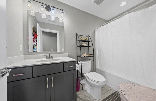 Building Photo - 9351 Woodgate Circle