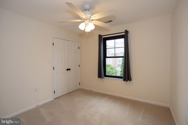 Building Photo - 1411 Campbell Ct NE