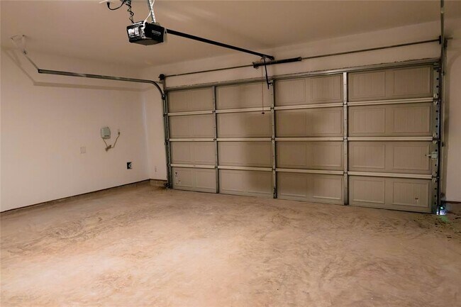 Building Photo - 14534 Clementine Hall Dr