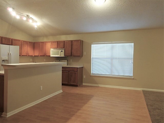 Building Photo - 13491 Ashford Wood Ct W