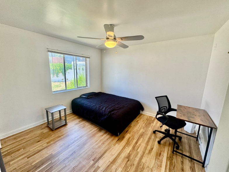 Primary Photo - 1509 Foothill Dr
