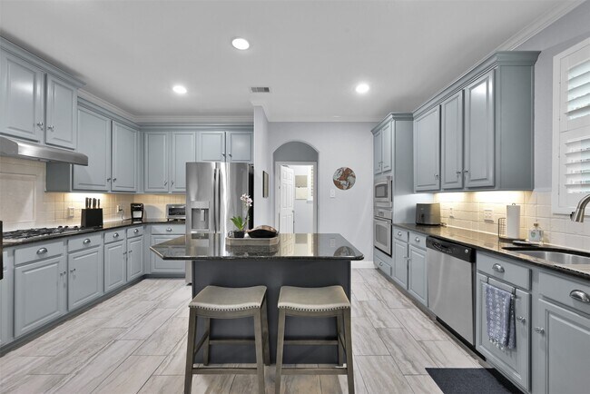 Building Photo - 2508 Belton Shores Dr
