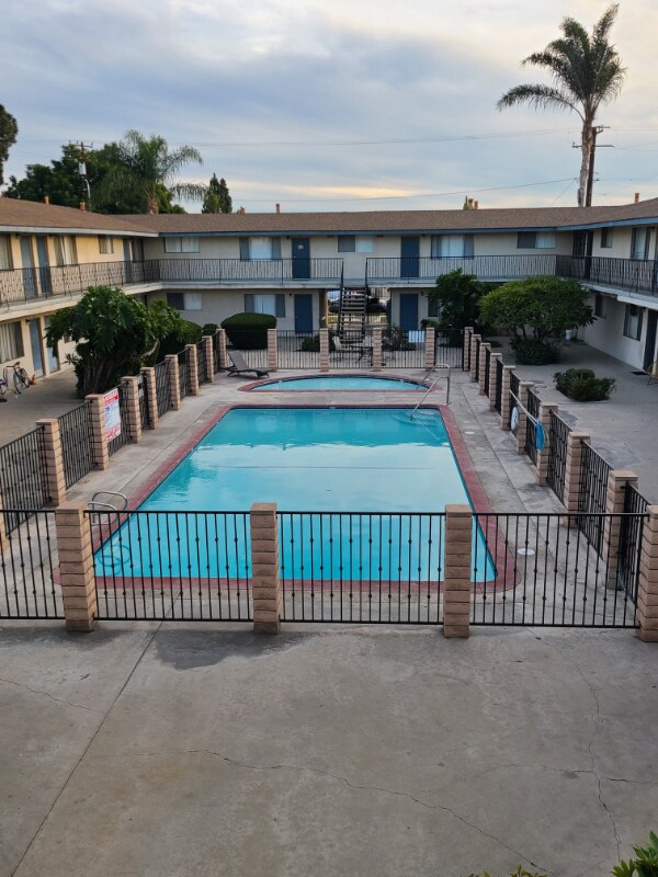 Building Photo - 11153 Ferina St