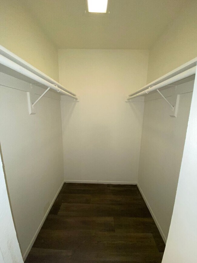 Building Photo - 2 bedroom 2 bath Condo near ASU