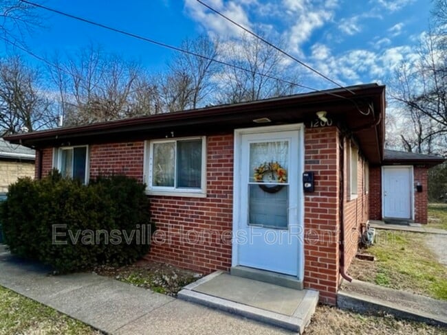 Building Photo - 1202 S Lombard Ave