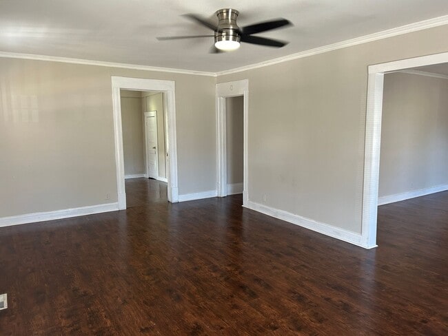 Building Photo - 2 Bedroom Home Near Plaza Midwood!