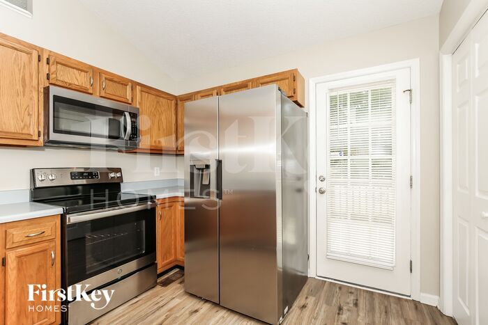 Building Photo - 4213 Birchgarden Dr