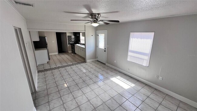 Building Photo - 1316 Donna Ave
