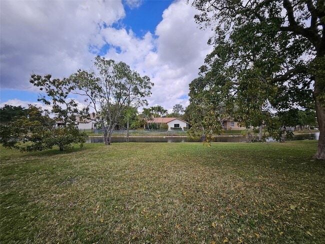 Building Photo - 197 NW 113th Way