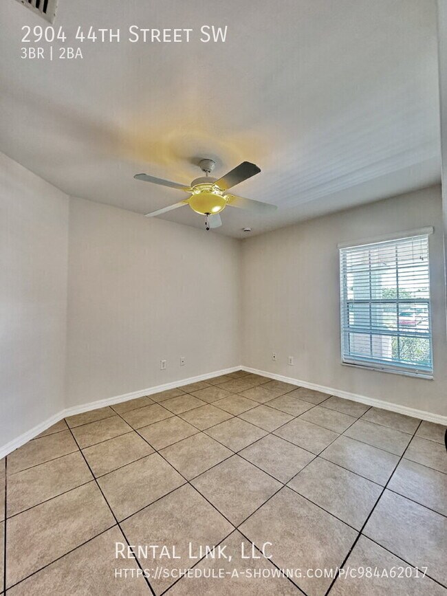 Building Photo - 2904 44th St SW