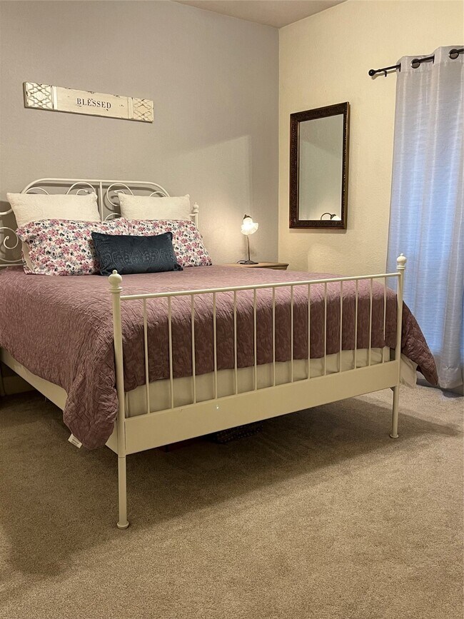 Building Photo - 22710 Coriander Dr