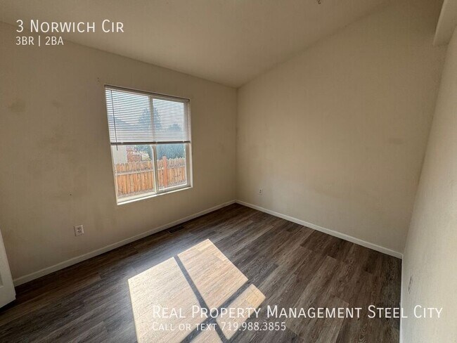 Building Photo - 3 Norwich Cir