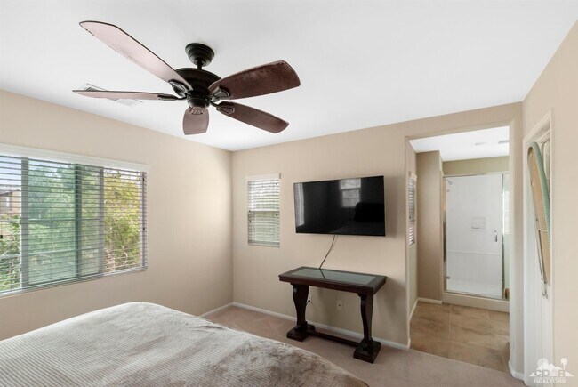 Building Photo - 3 Bed 2.5 Bath Spanish Walk Villa Palm Desert