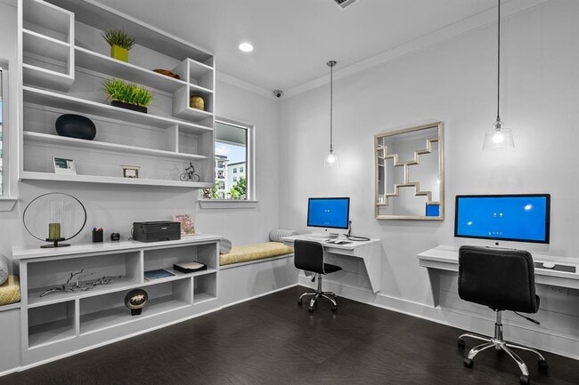 Building Photo - 366 FM 1488