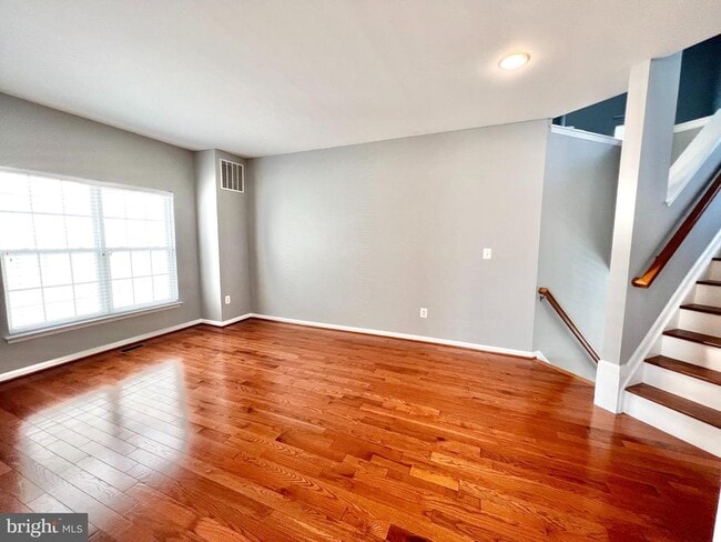 Building Photo - 4240 Sonia Ct