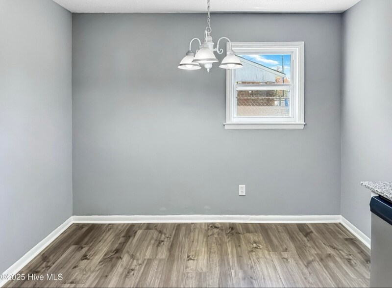 Building Photo - 1602 Forbes Ct