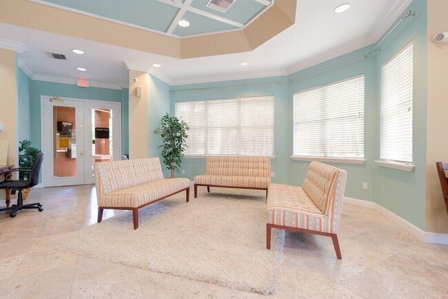 Building Photo - 10300 Fox Trail Rd S