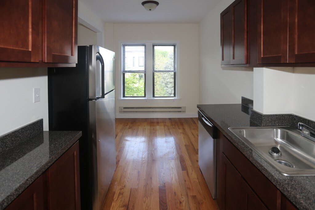 Building Photo - 3834.5 N Fremont St