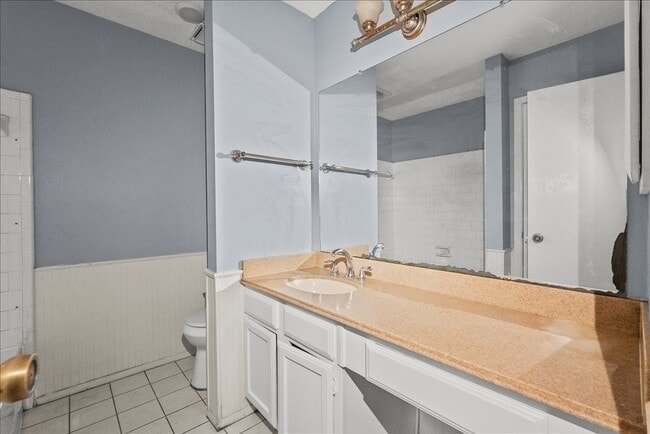 Building Photo - 2823 Forest Point Dr