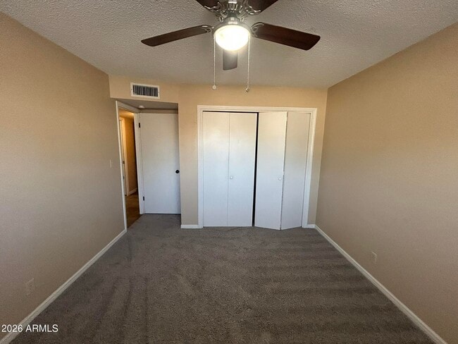 Building Photo - 512 W Malibu Dr