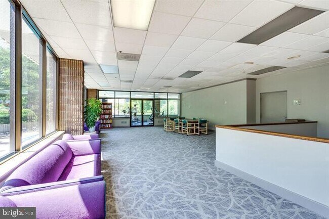 Building Photo - 6301 Stevenson Ave