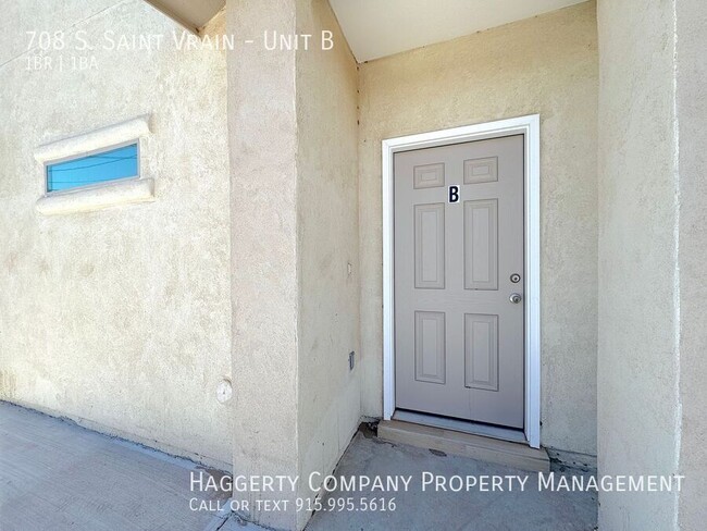 Building Photo - West/Central El Paso 1bed/1bath Refrig A/C...