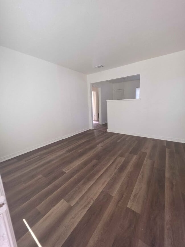 Building Photo - 3612 Bright St