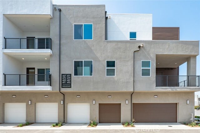 Building Photo - 491 Mulligan