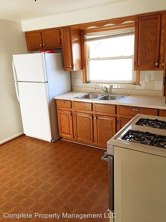 Building Photo - 1762 Lafayette Blvd