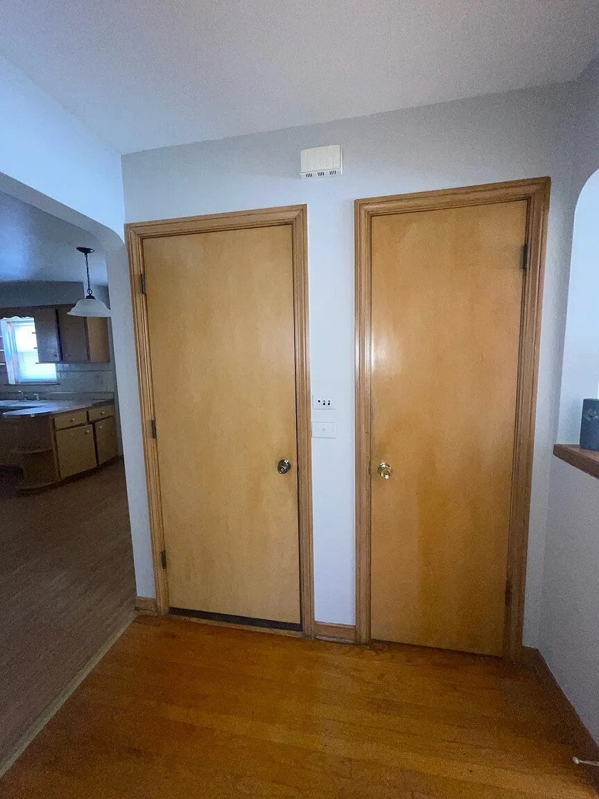 Building Photo - 5530 N Major Ave