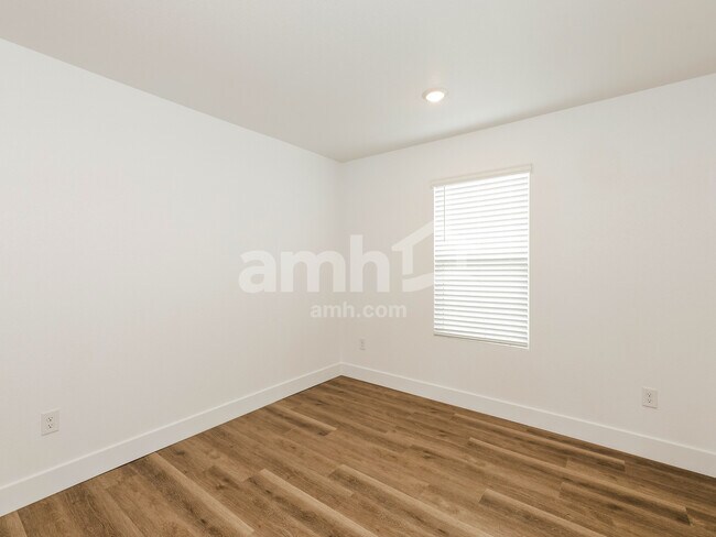 Building Photo - 9530 Aldersyde Dr