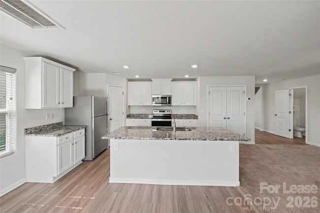 Building Photo - 318 Aniston Ln