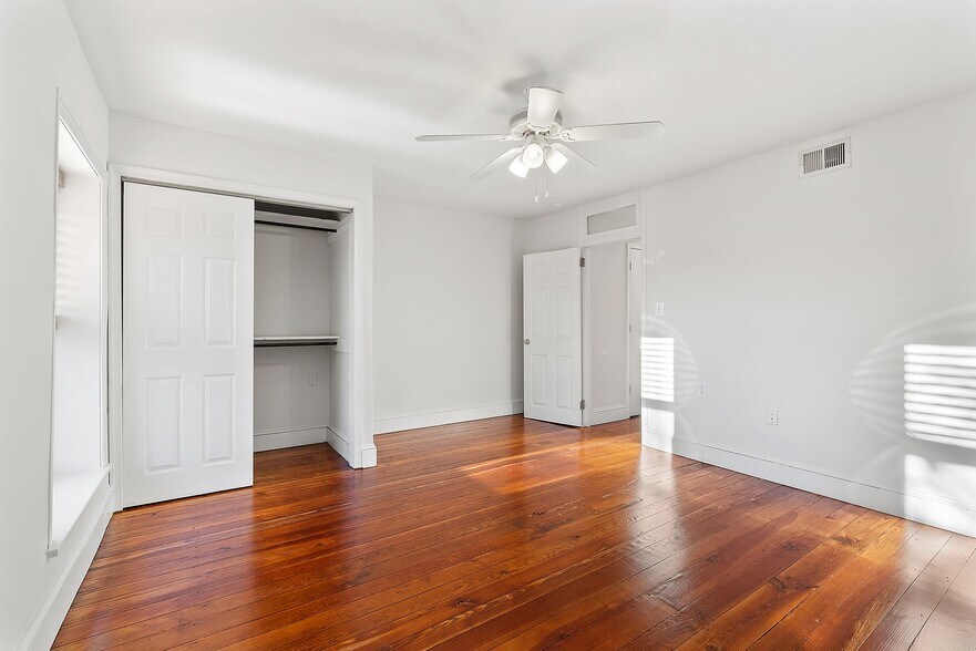 Building Photo - 4215 Boone St