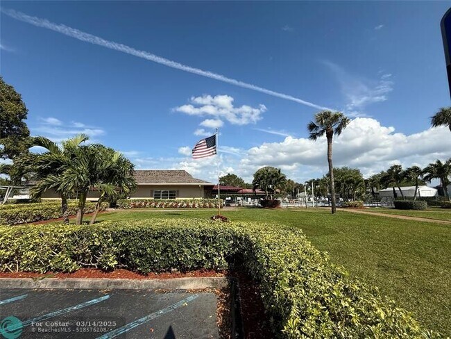 Building Photo - 1397 High Point Way