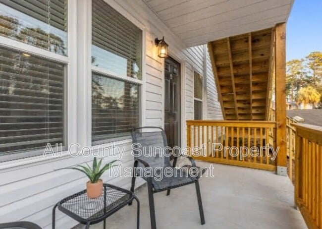 Building Photo - 550 Mississippi St