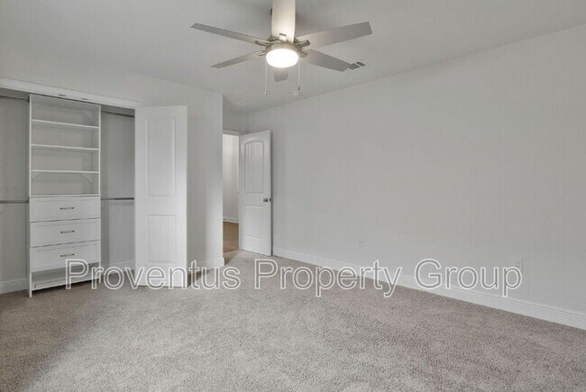 Building Photo - 2419 Privet Berry Dr