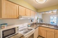 Building Photo - 1925 46th Ave