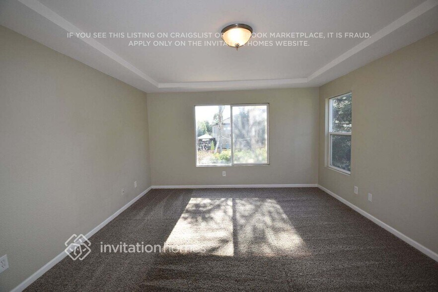 Building Photo - 9554 E Park Dr