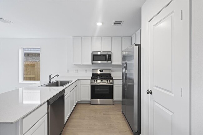Building Photo - 2607 Mint Garnet Dr