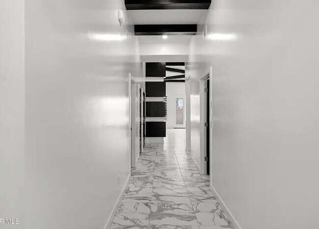 Building Photo - 13256 Coldham St