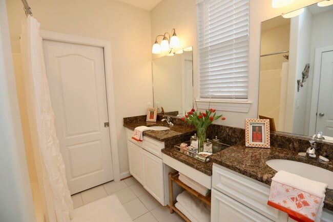 Building Photo - 3-Bedroom Condo 1/2 Mile from Oceanfront! Stainless Steel Appliances - Granite Counter Tops - All...