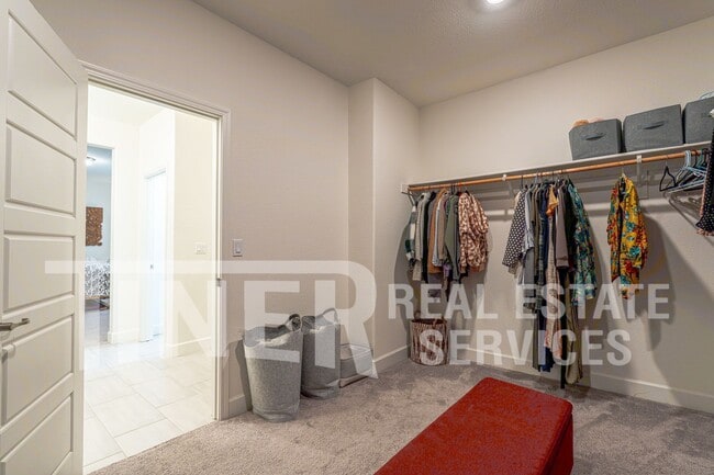 Building Photo - 3555 Nuestra Ave