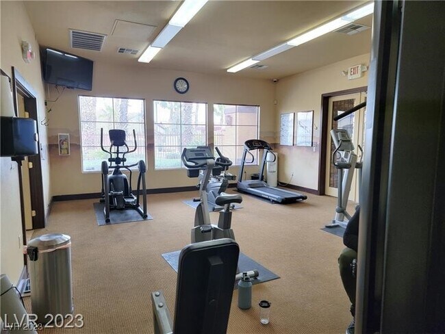 Building Photo - 8250 N Grand Canyon Dr