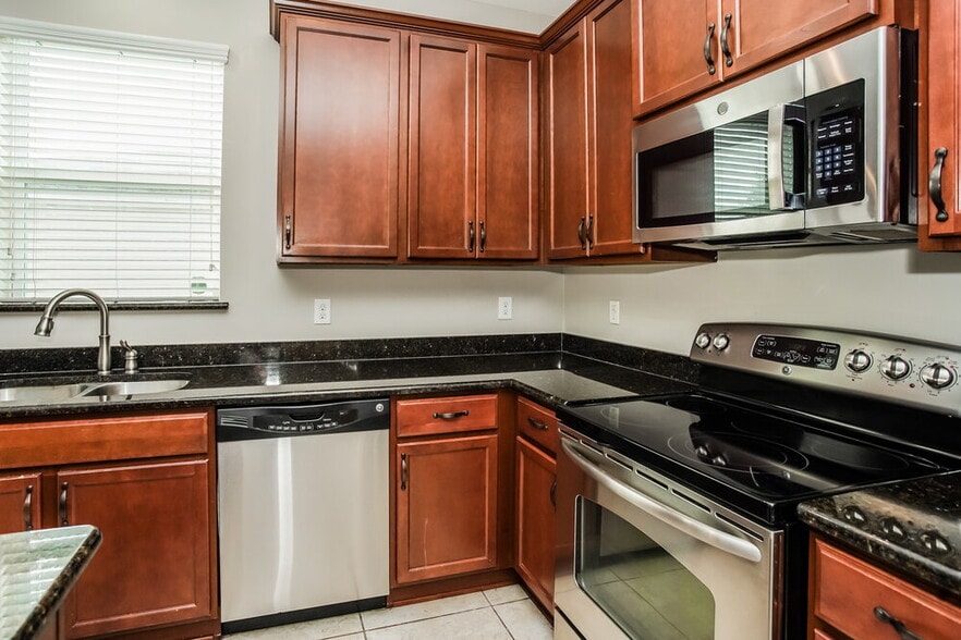 Building Photo - 9039 41st St E