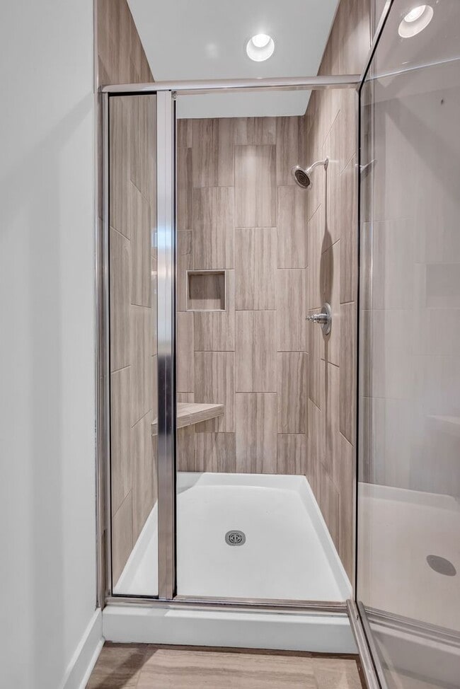 Building Photo - Cottage Park Home