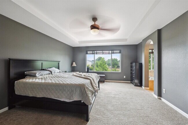 Building Photo - "Charming 3-Bed Sanctuary in Englewood: Spacious 3,089 Sq Ft with 2.5 Baths!"