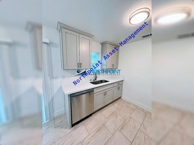 Building Photo - 2BR/2BA • 1-Car Garage • Backyard • Orangevale, CA