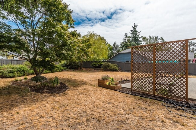 Building Photo - Updated Oak Harbor Home in Ridgehaven