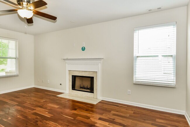 Building Photo - 3159 Aidan Ln