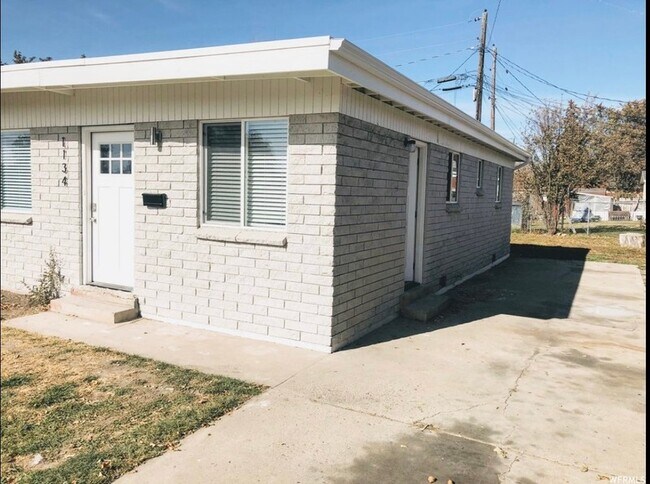 Building Photo - 1134 W 300 N St